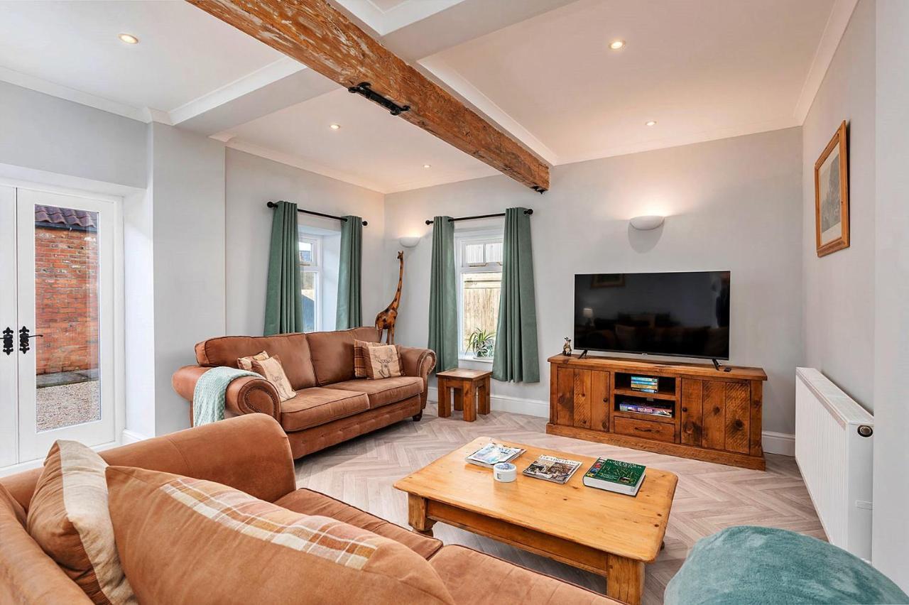 Villa Finest Retreats - South Barn Winestead Exterior foto