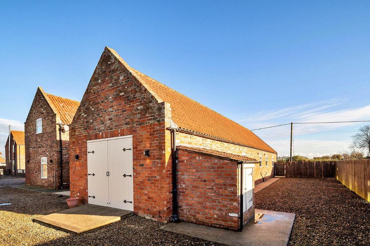 Villa Finest Retreats - South Barn Winestead Exterior foto